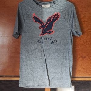 American Eagle t-shirt